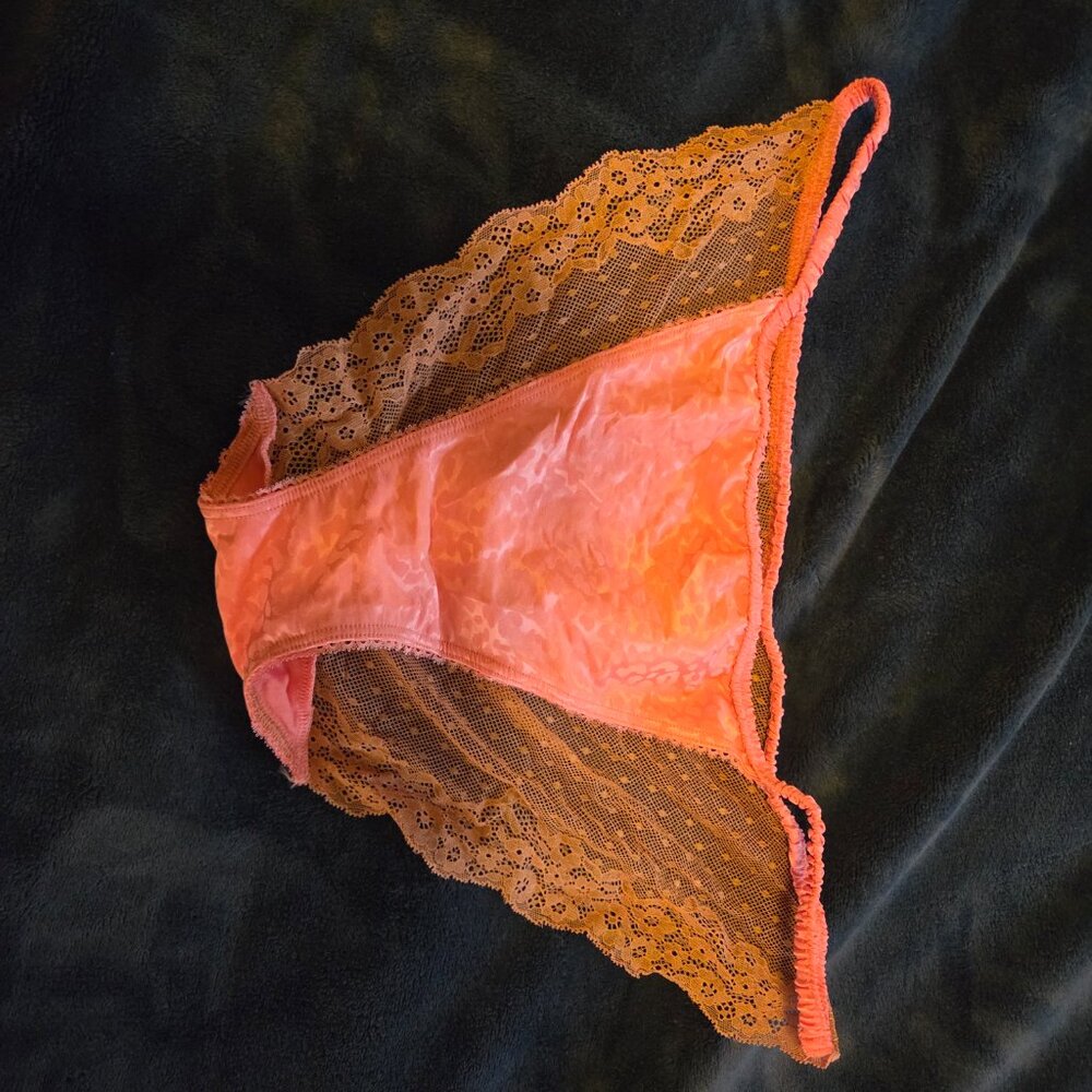 Victoria's Secret Lace String Bikini Panties XL